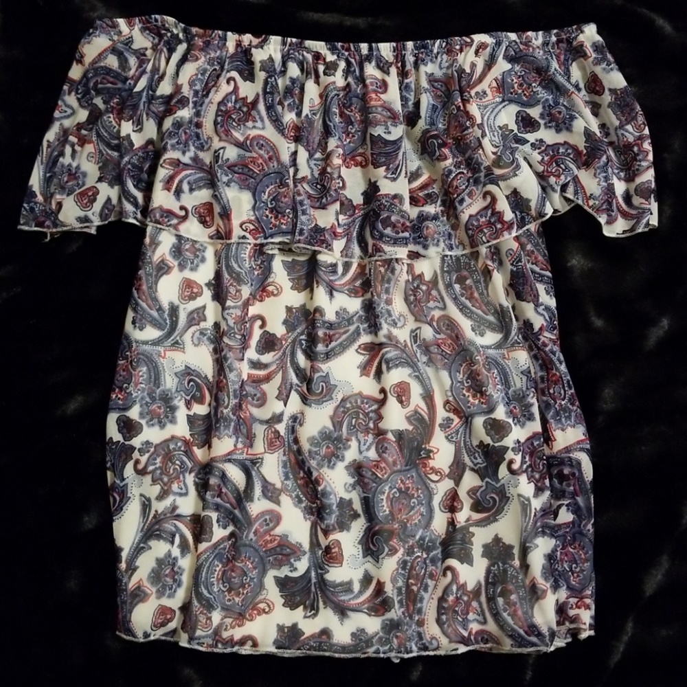 NWT Tags Bandanna Pattern Off the Shoulder Top